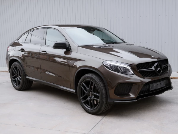 MERCEDES BENZ GLE - класс - вид сбоку