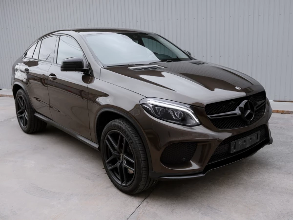 MERCEDES BENZ GLE - класс - вид сбоку