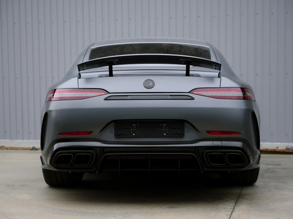Mercedes-Benz AMG GT - вид сзади с логотипом Top Car и спойлер «shark style”