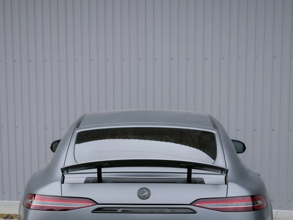 Mercedes-Benz AMG GT - вид сзади с логотипом Top Car и спойлер «shark style”