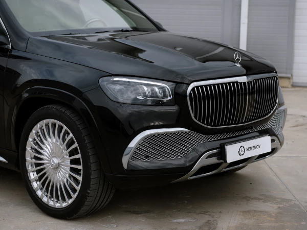 MERCEDES-MAYBACH GLS 600 - вид спереди