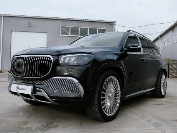 MERCEDES-MAYBACH GLS 600 - вид спереди