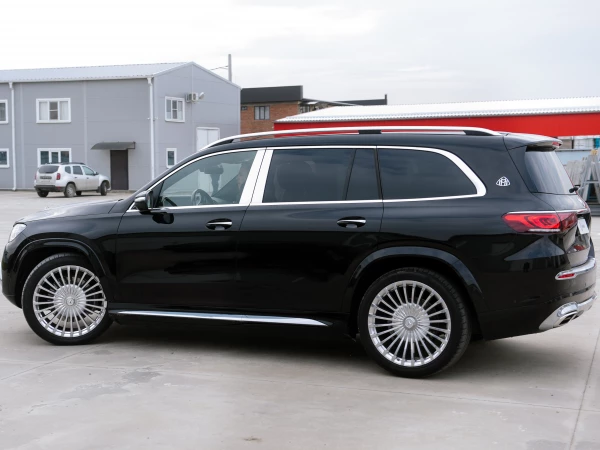 MERCEDES-MAYBACH GLS 600