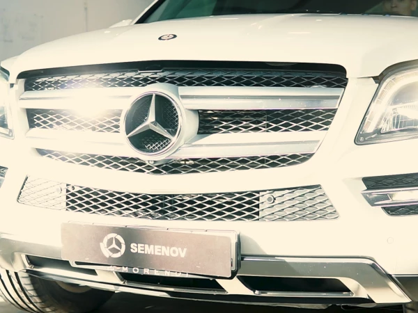 Передняя часть кузова автомобиля MERCEDES BENZ